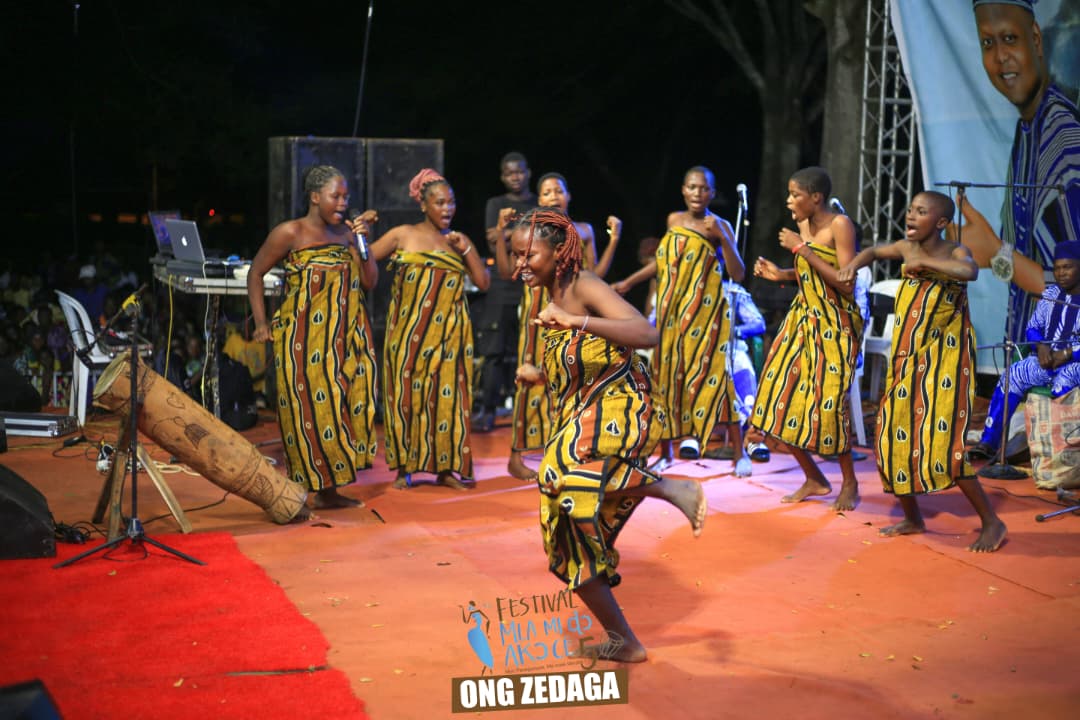 Stands artisans Festival ZEDAGA